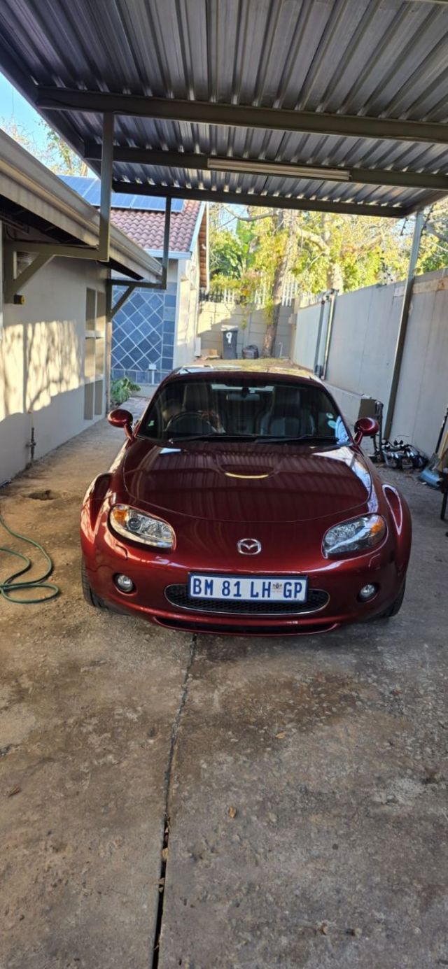 2007 - Mazda MX5 NC (Nkateko Mbhalati)